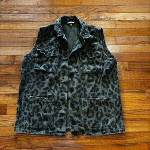 Womens Jodifl Leopard Vest size M